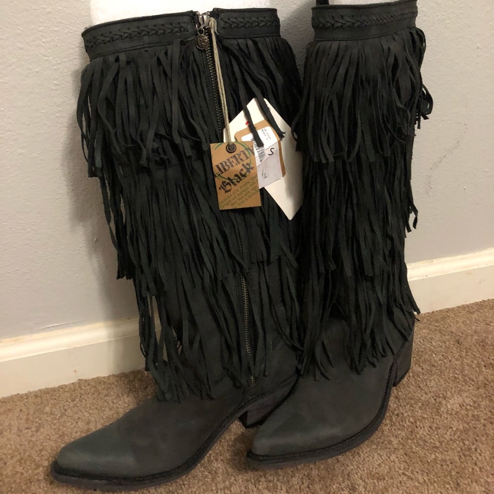 Liberty black 3 tier boots